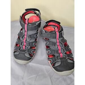 Cat and Jack Youth Size 4 Black Red Hook and Loop Mesh Sandals